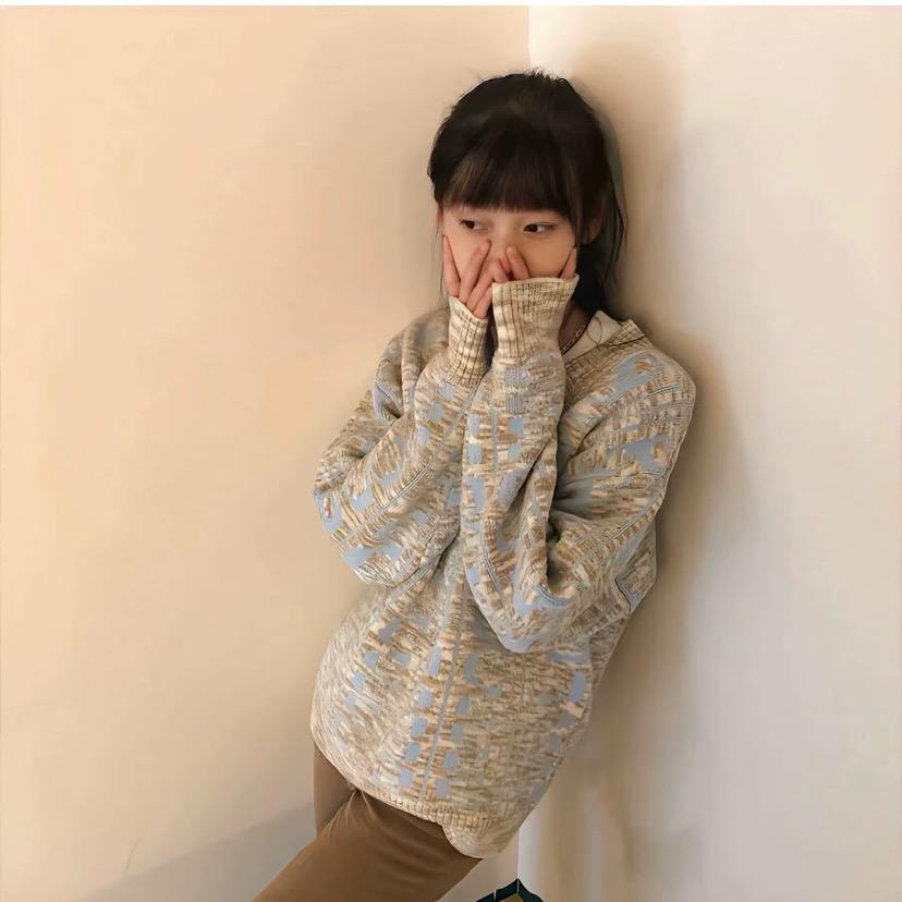 、 QQQ