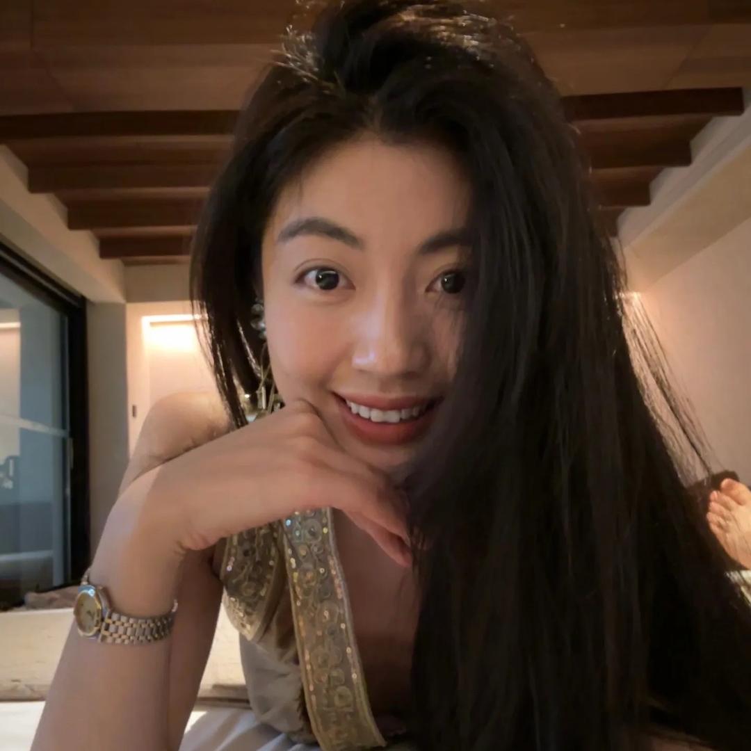 妮蔻的衣橱