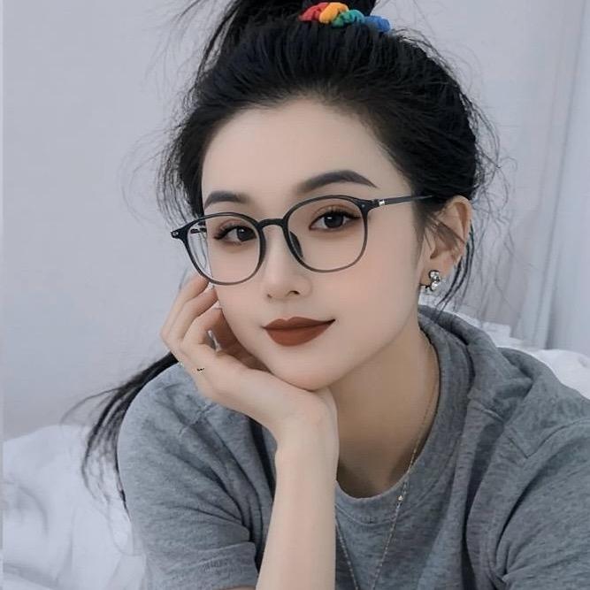 李：Lෆiiೄ೨