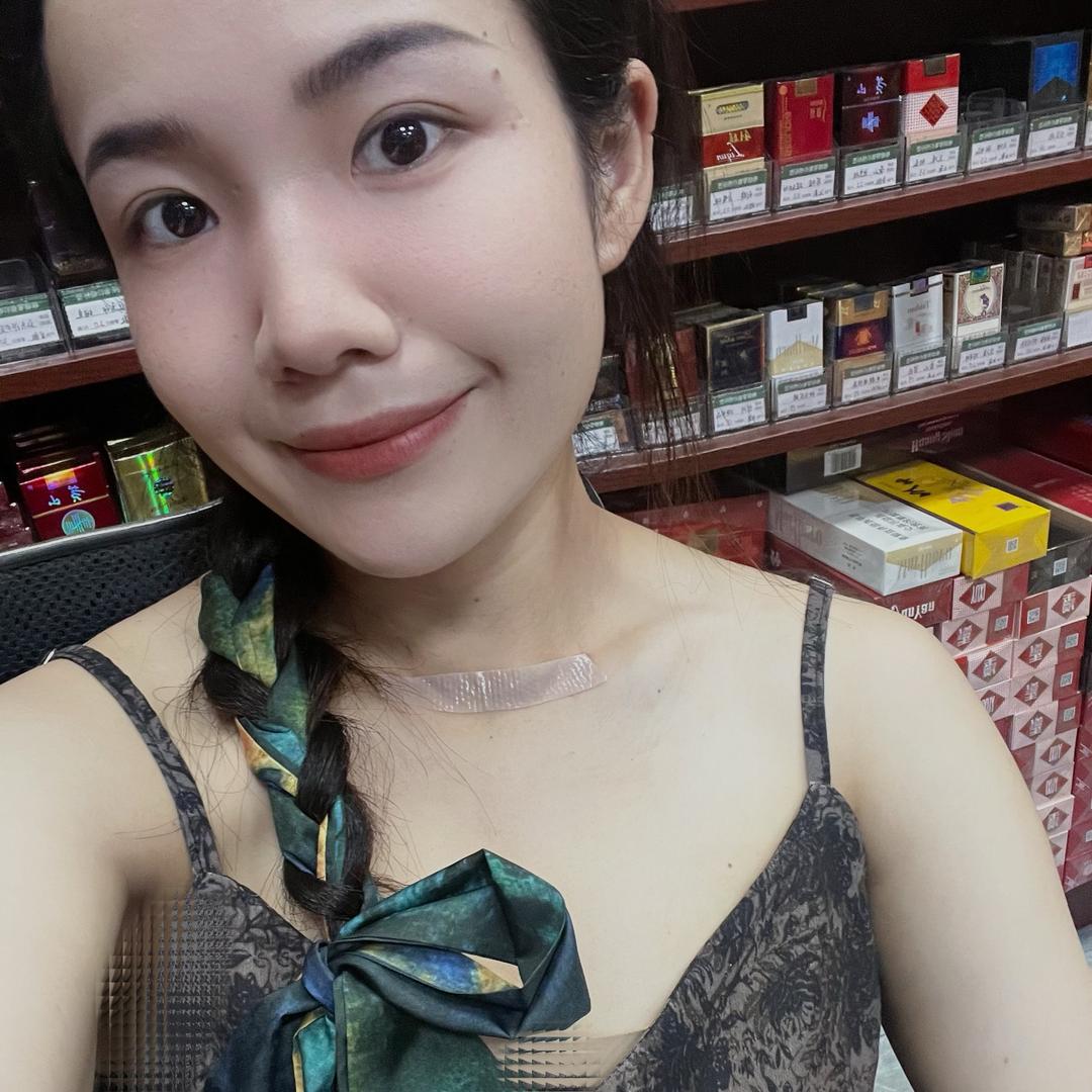 烟酒店老板娘～