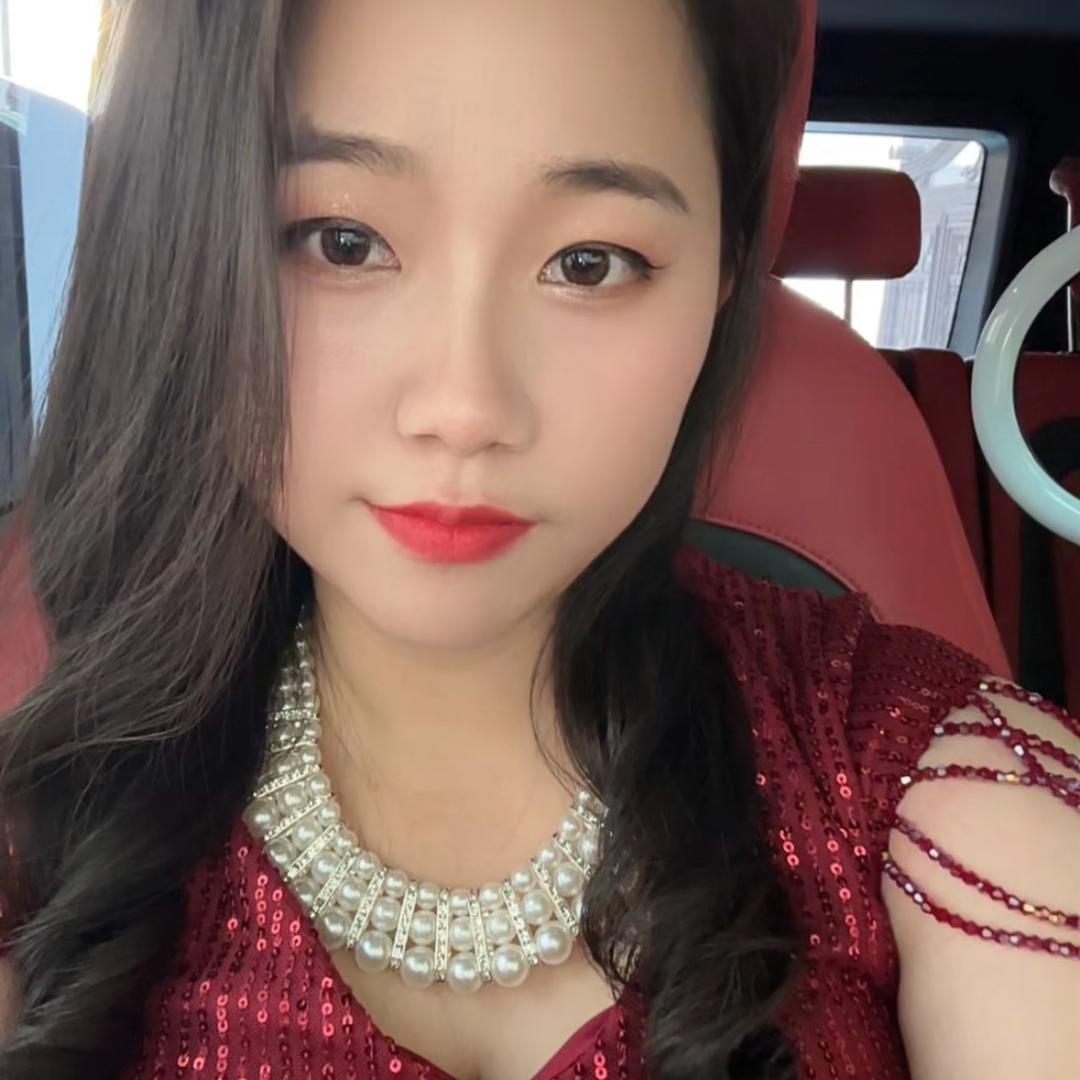 思思👑