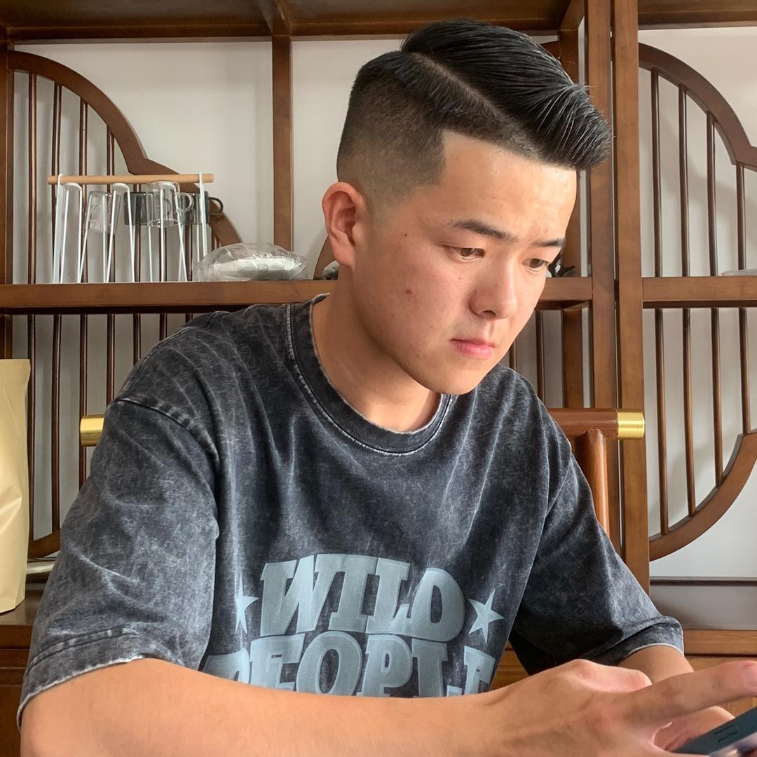 阿东商务有限公司