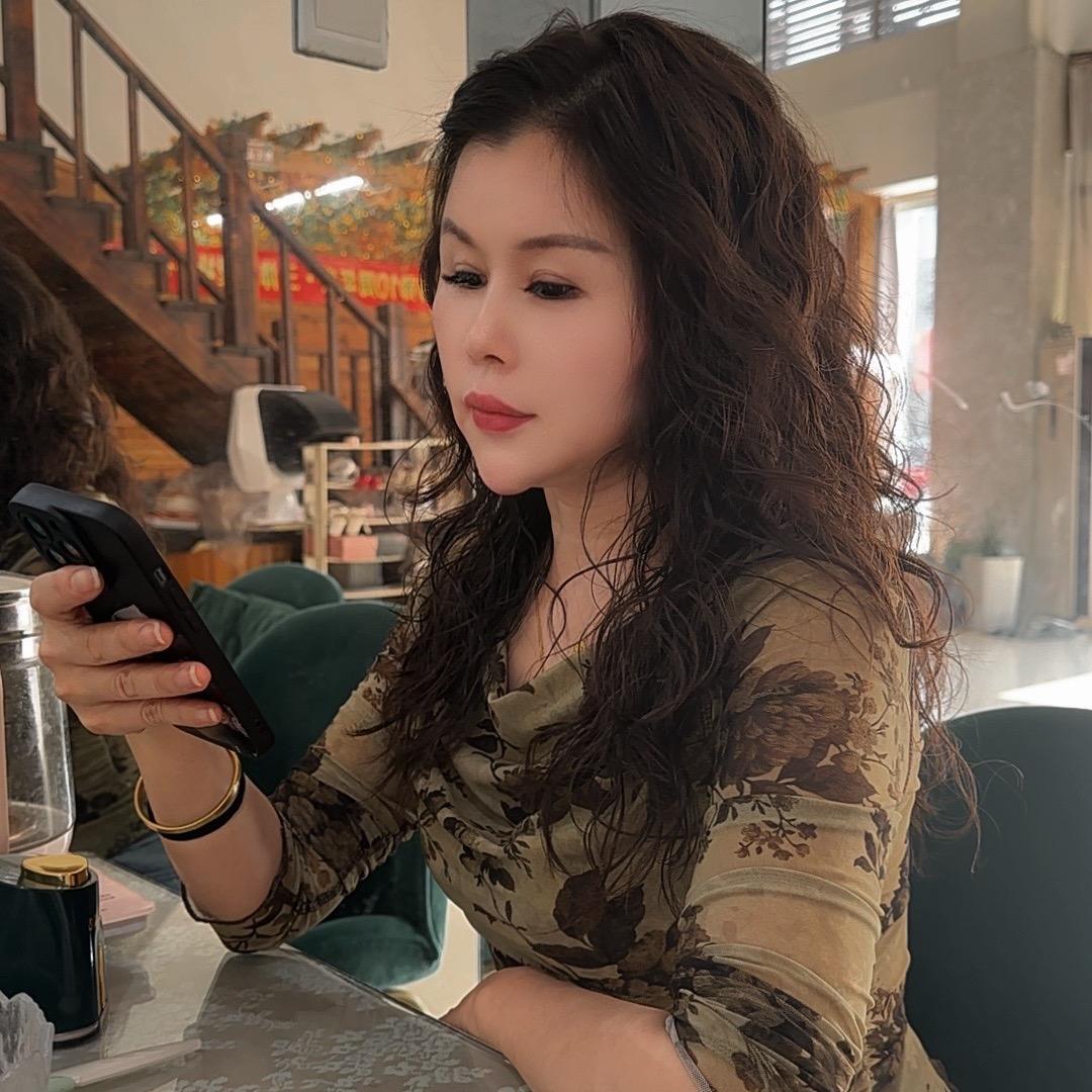 大御唧 身材管理设计老师