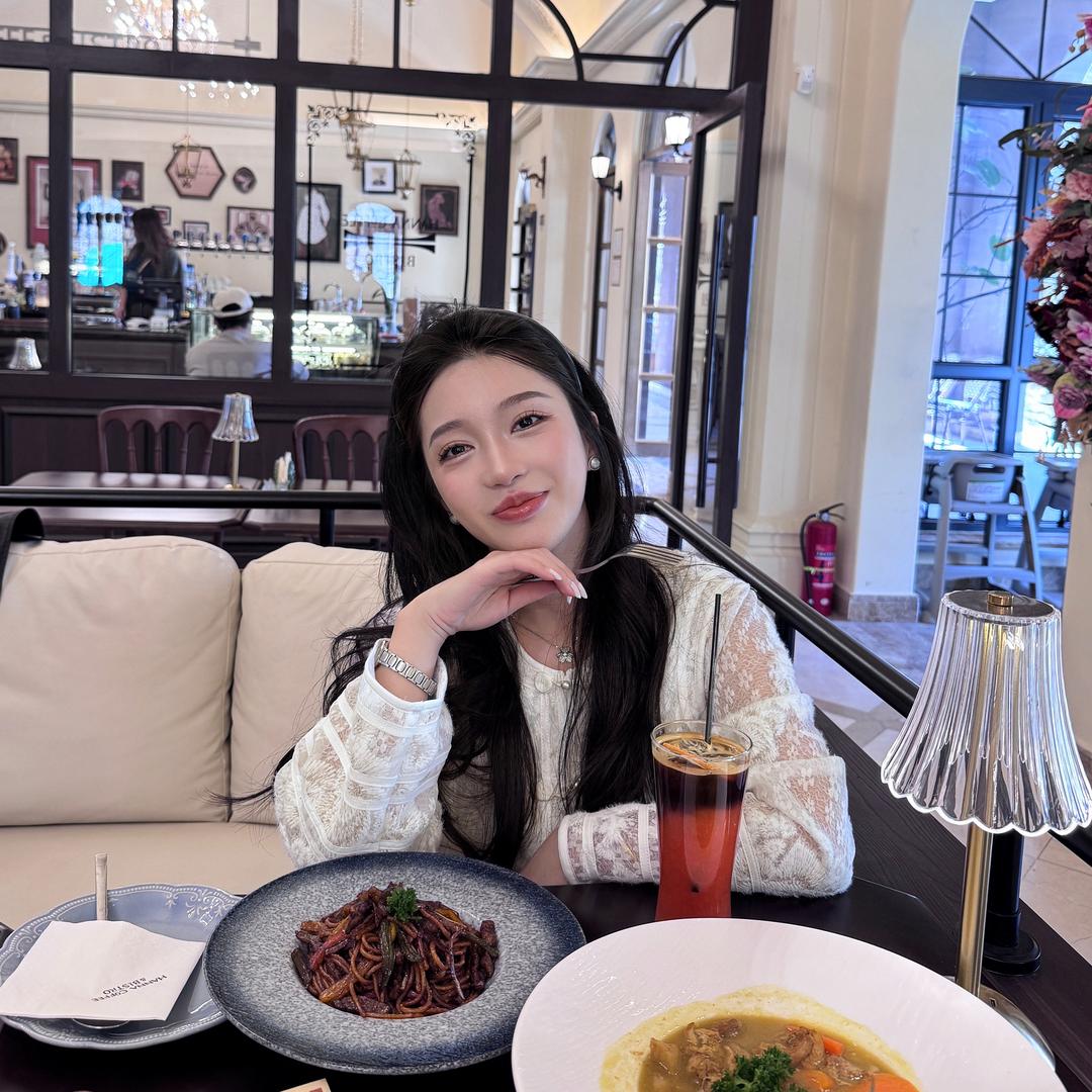 下课吃早饭~