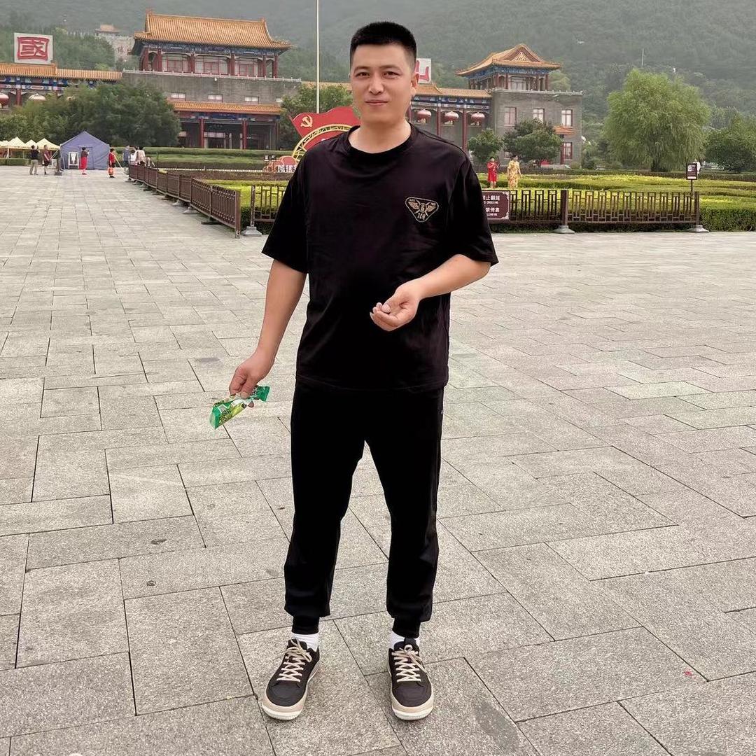 大邱庄，祥顺汽车钣喷中心。