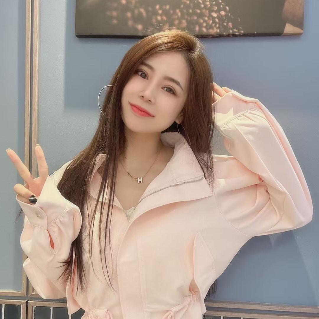 娜娜精选服饰商行