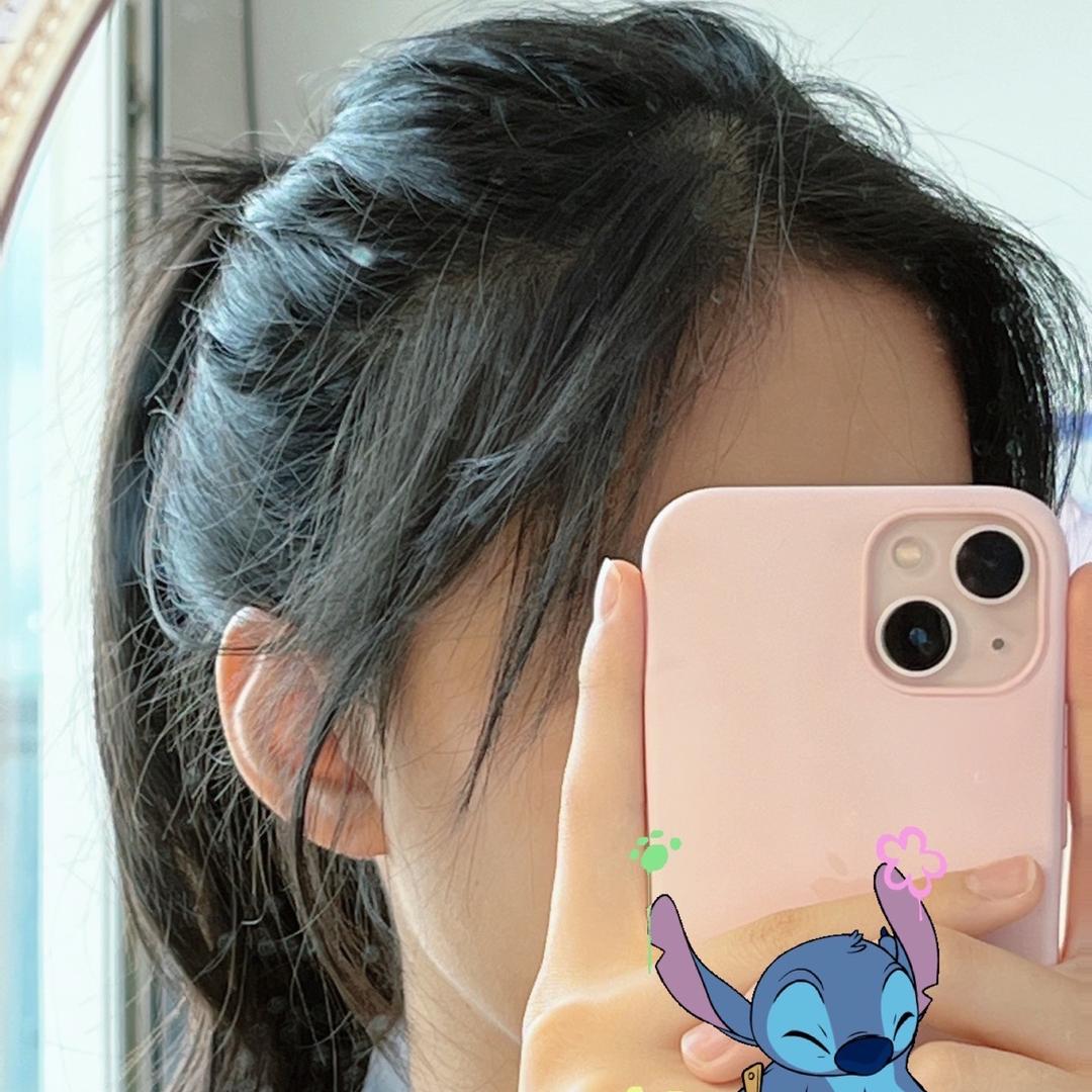 JIAYI.