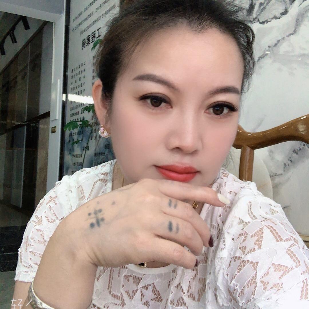 尼苏莫