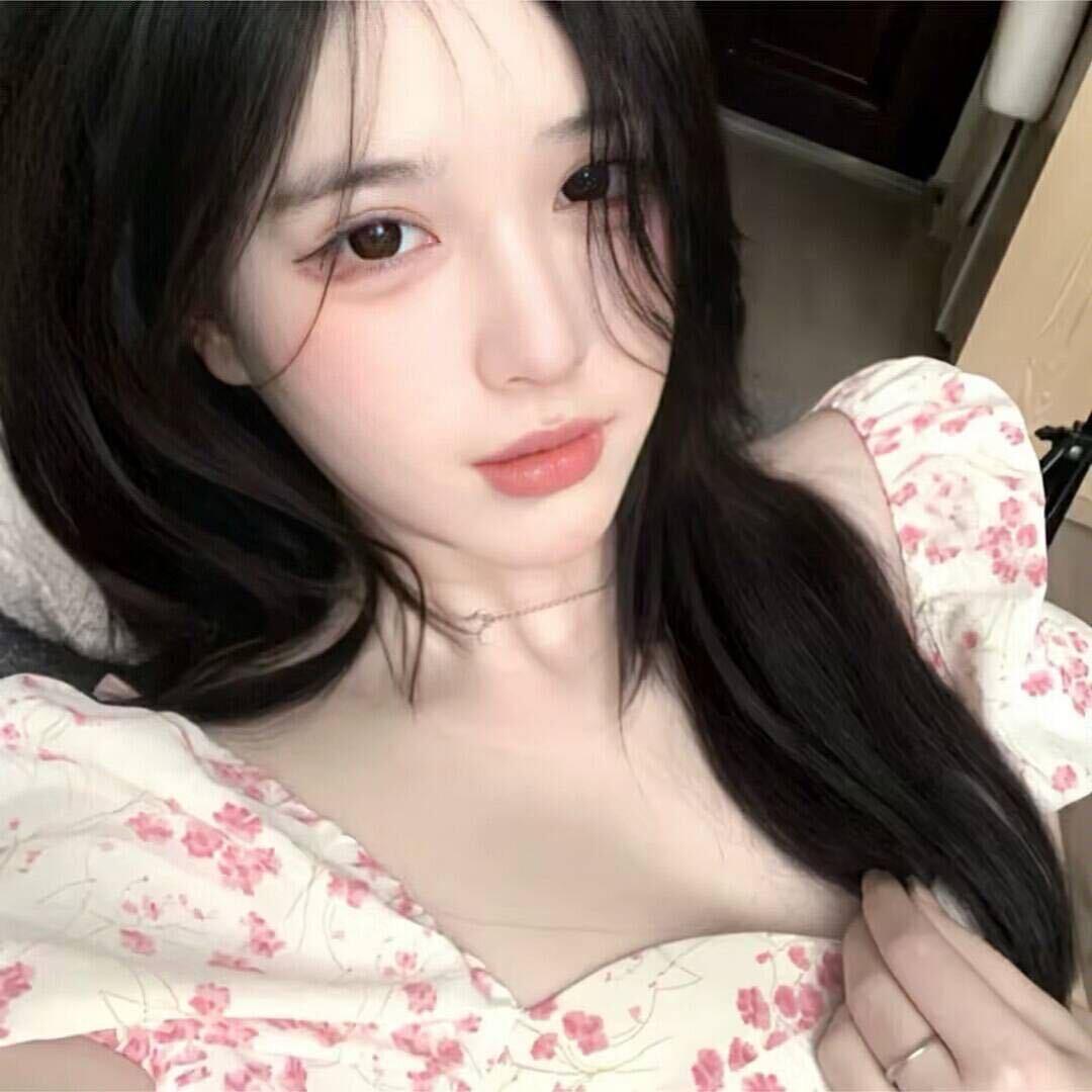 YUXUAN