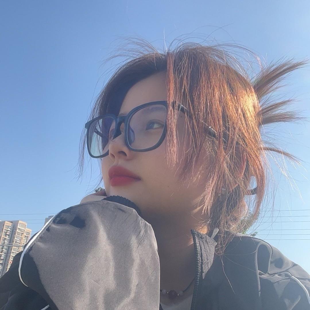 东京的樱花在巴黎飘落.