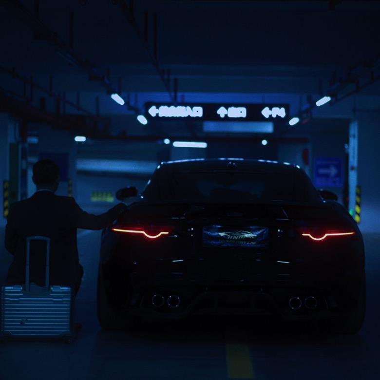 小.H.