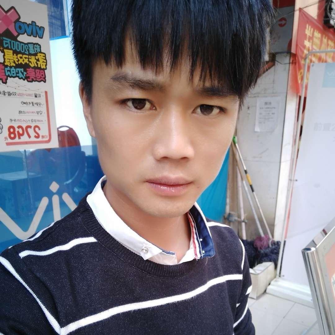 潘亦