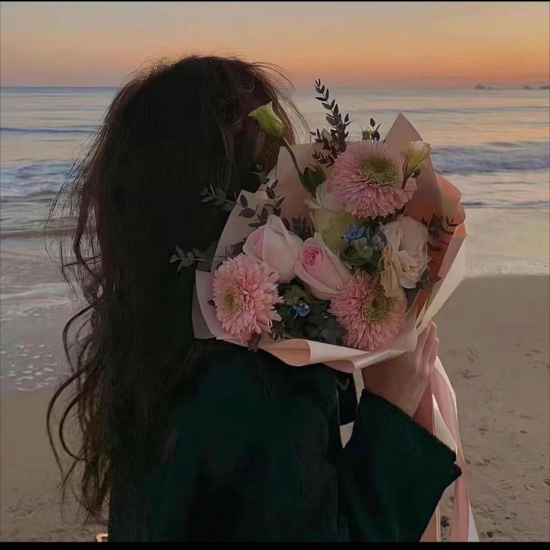 @🌸白天不懂夜的黑🌸@
