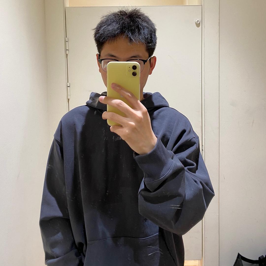 缓缓飘落的枫叶🍁