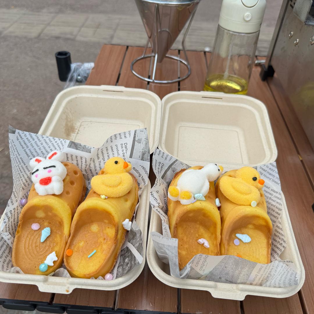 在大固始卖洞洞鞋鸡蛋仔