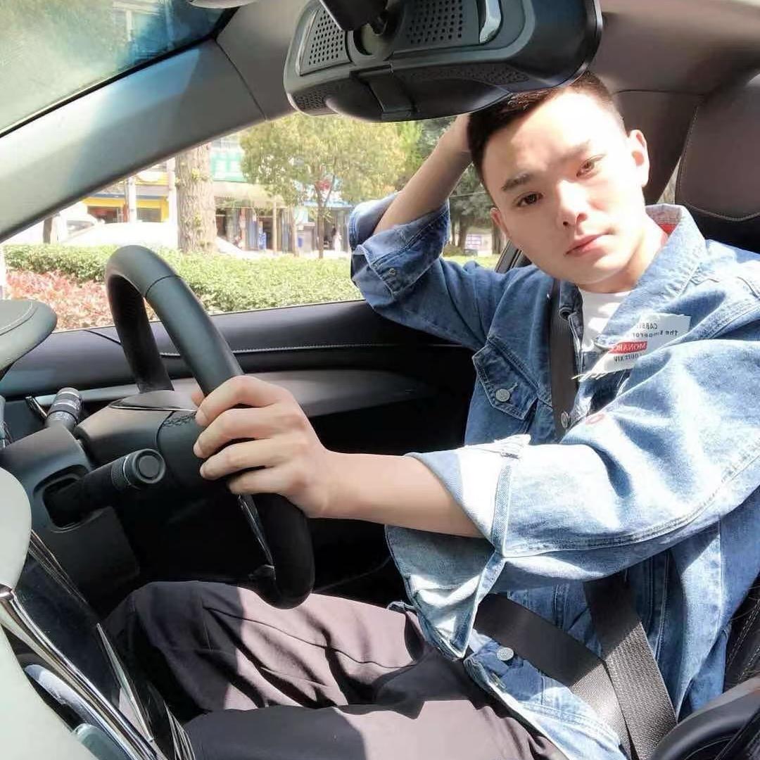 小魔王