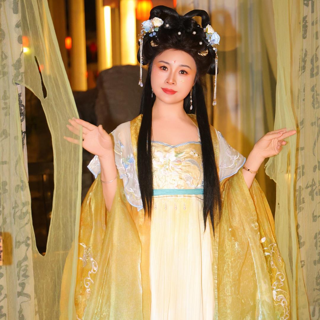 布梵国际瑜美芯榆童姐姐