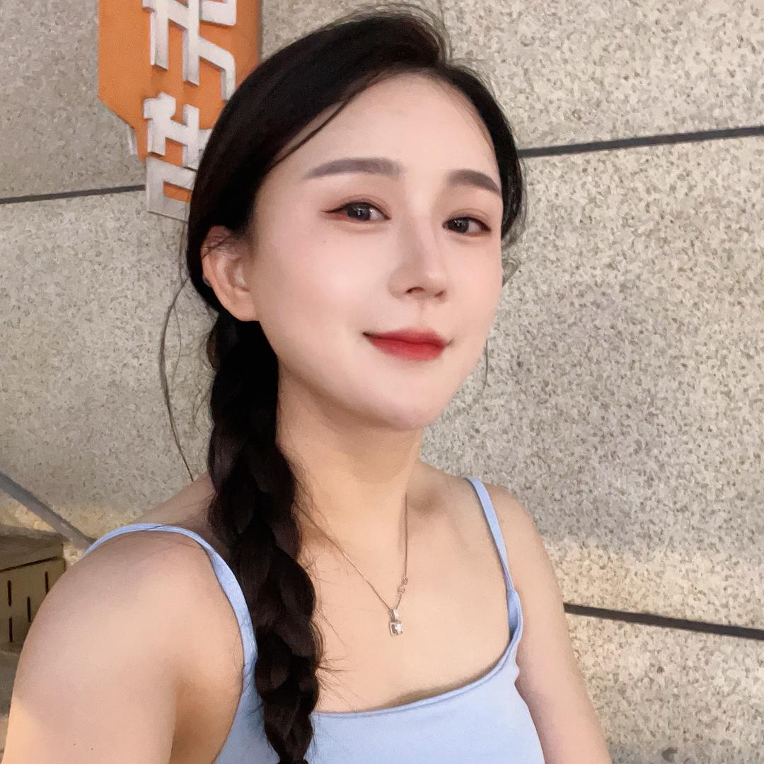 小牙牙🥳