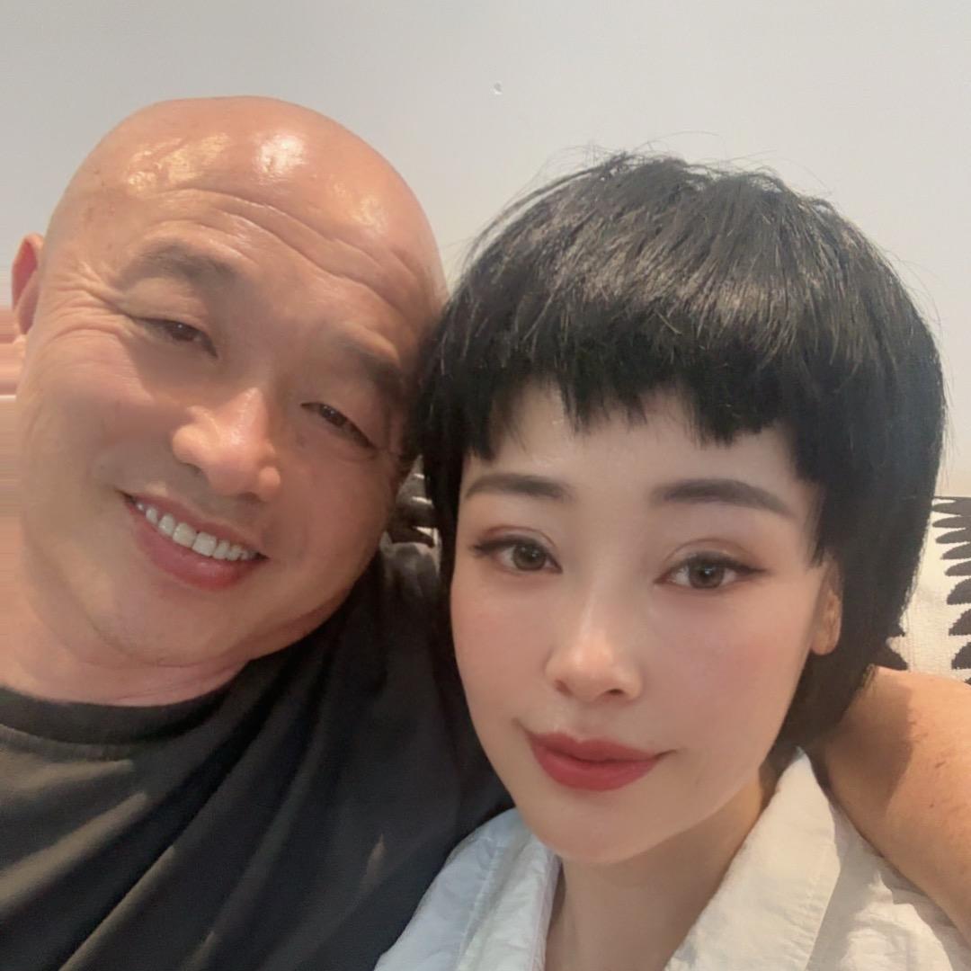 海阳市伊伊坊时尚女装