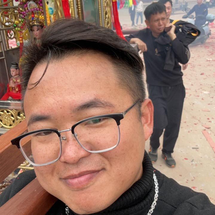 陈健龙（包工头，）