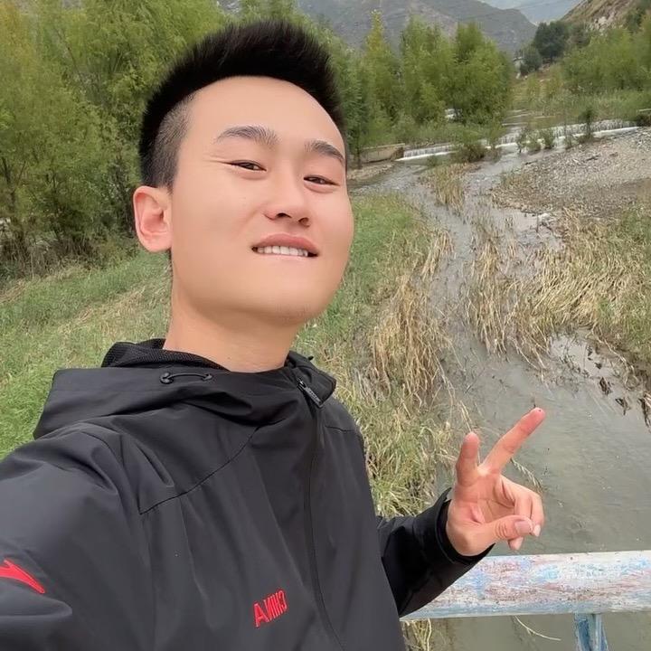 刘梓潼