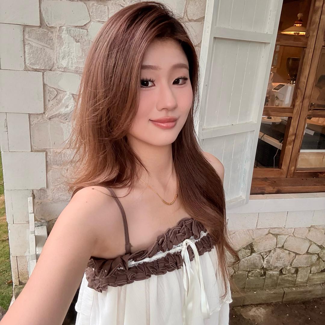 小蓝老师（上班通勤穿搭版）