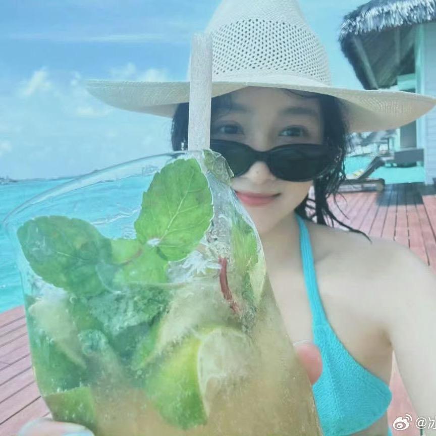 蜜桃奶彤🎀