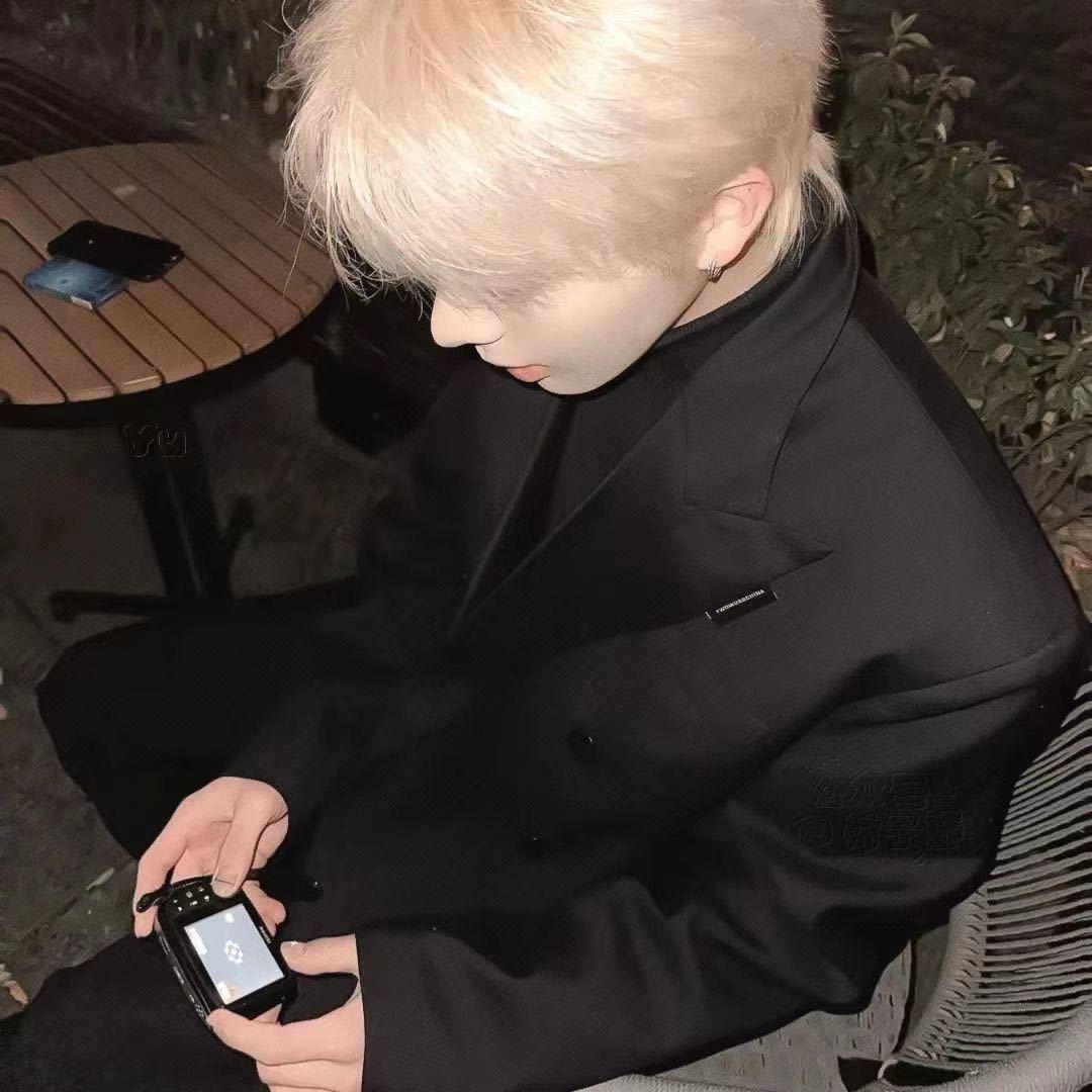 A.猩猩地堡🦍 小宇