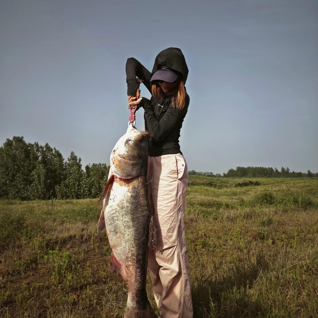 菲菲公主吖i ฅ🎣