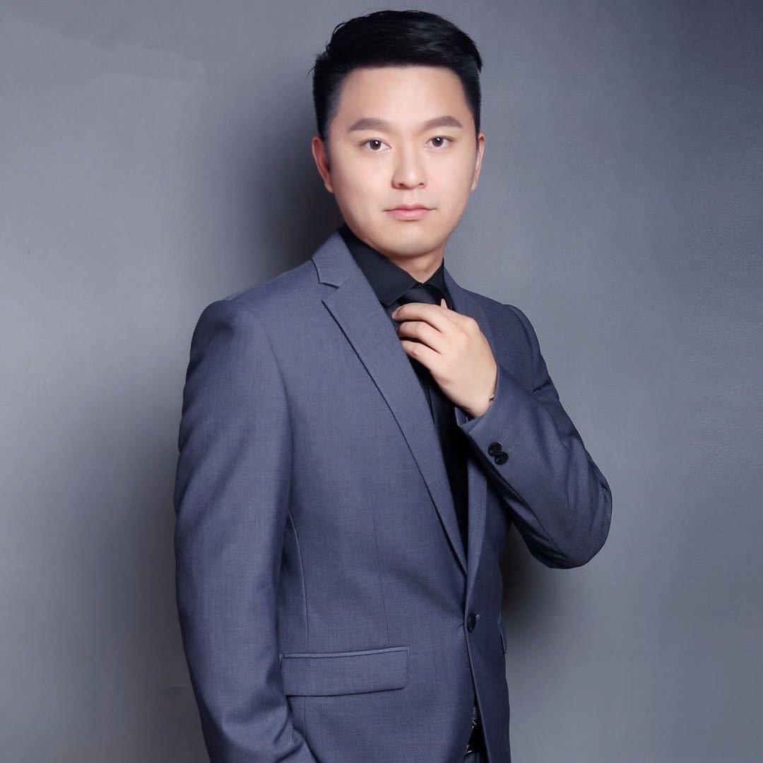 正弘新城杨甲凯