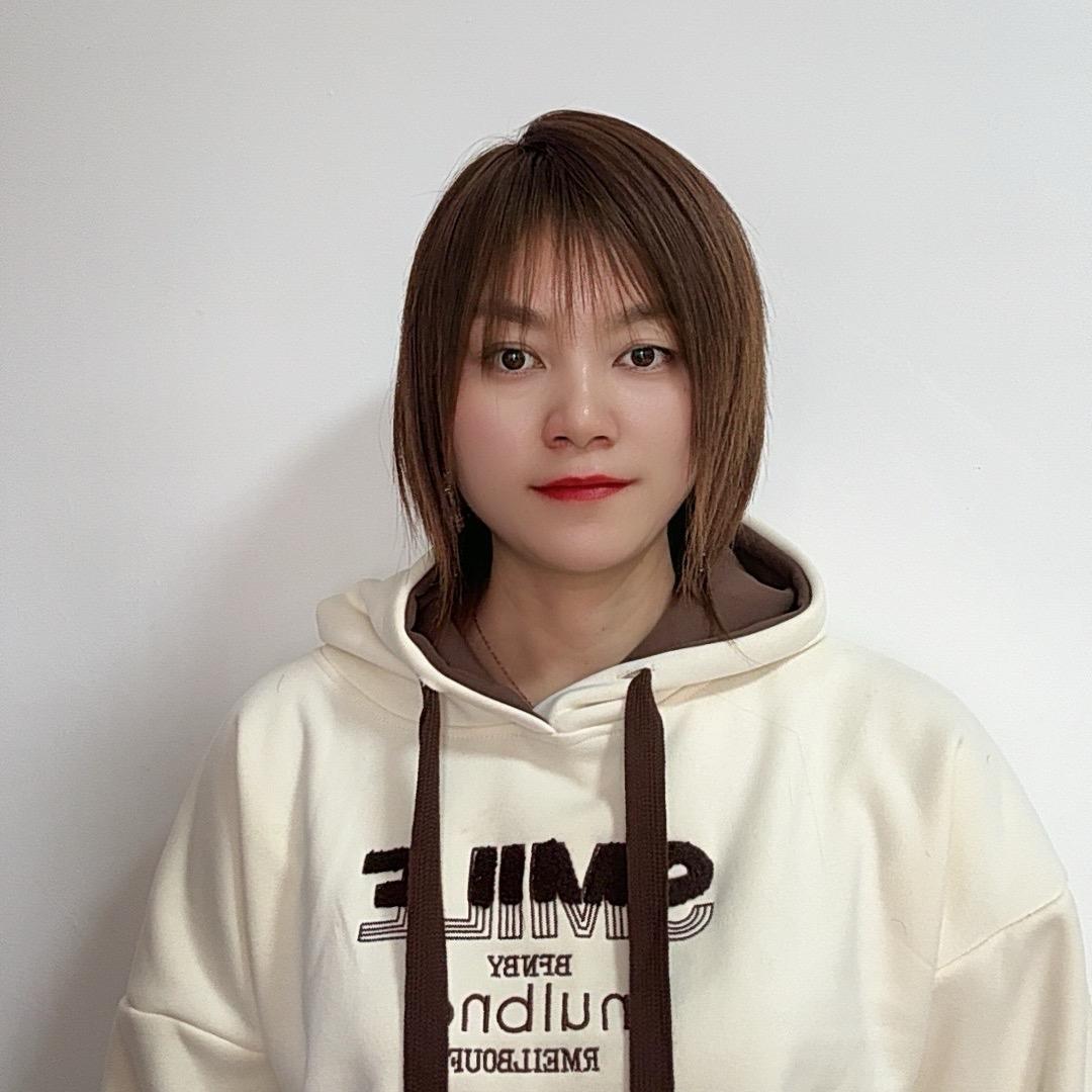 英子