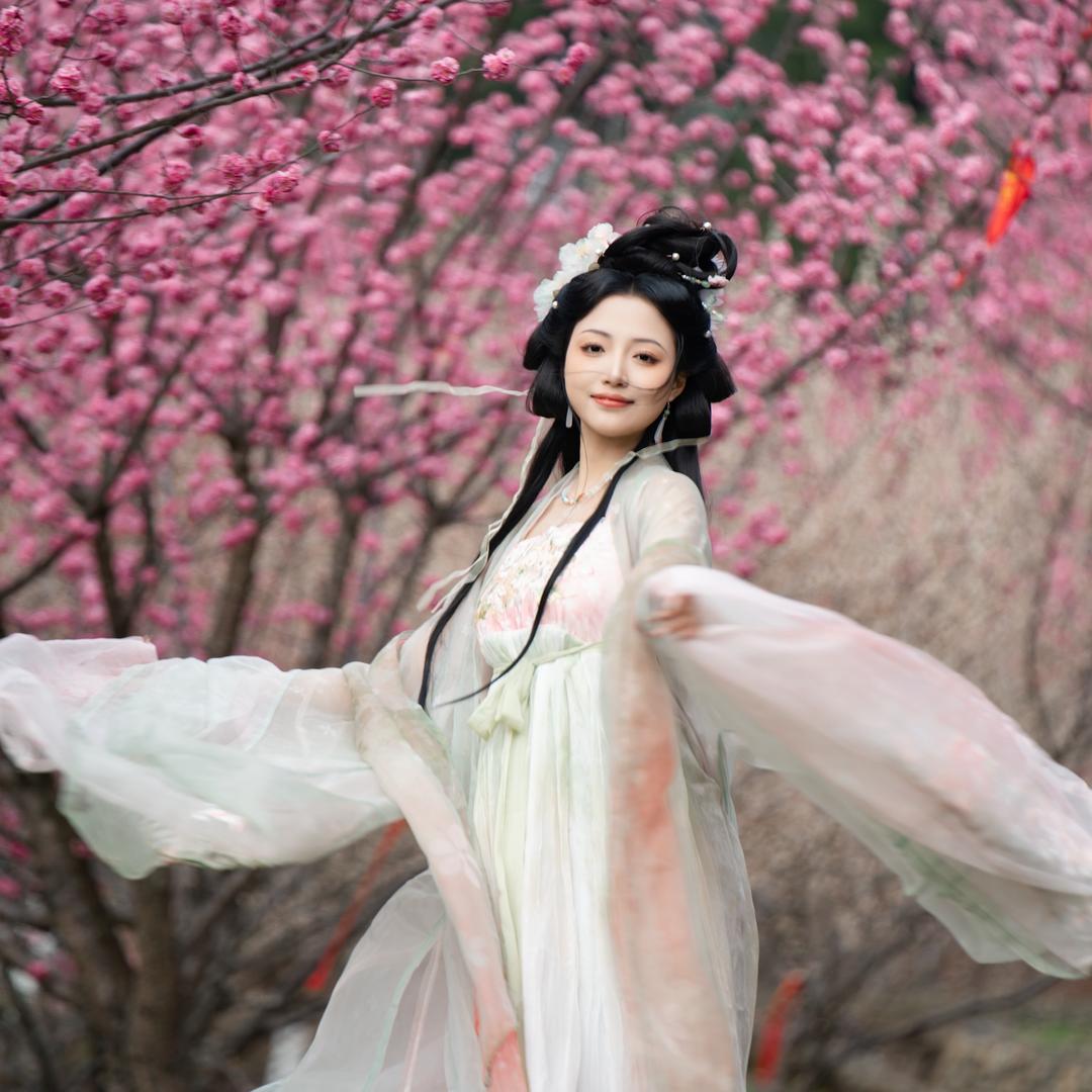 文茜𝑽𝒊𝒏𝒄𝒊