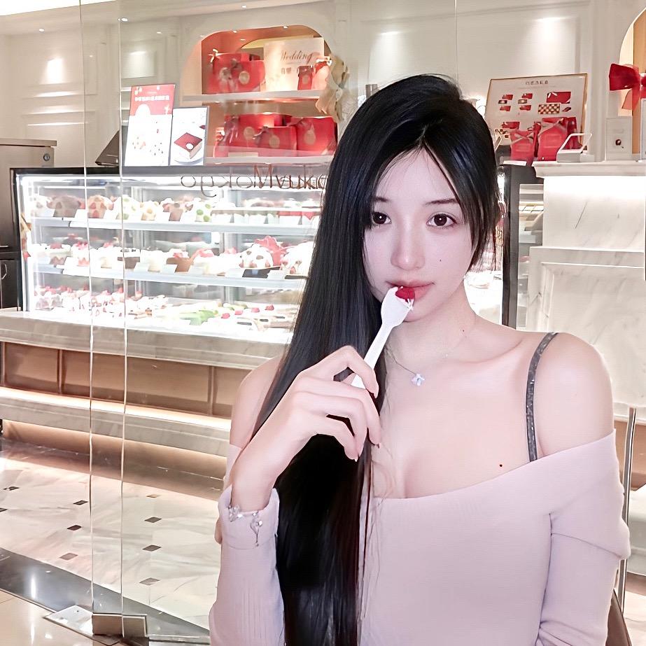 小小Mia