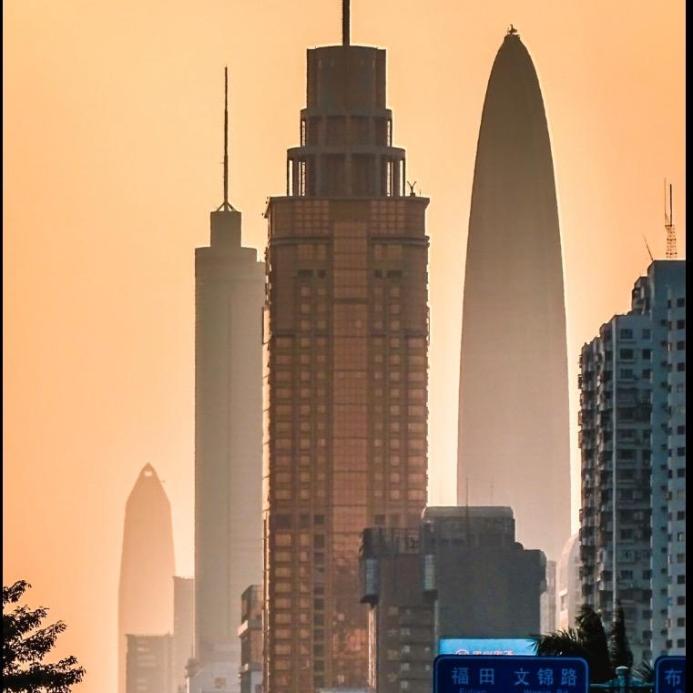 疯狂扣哥• F👀K