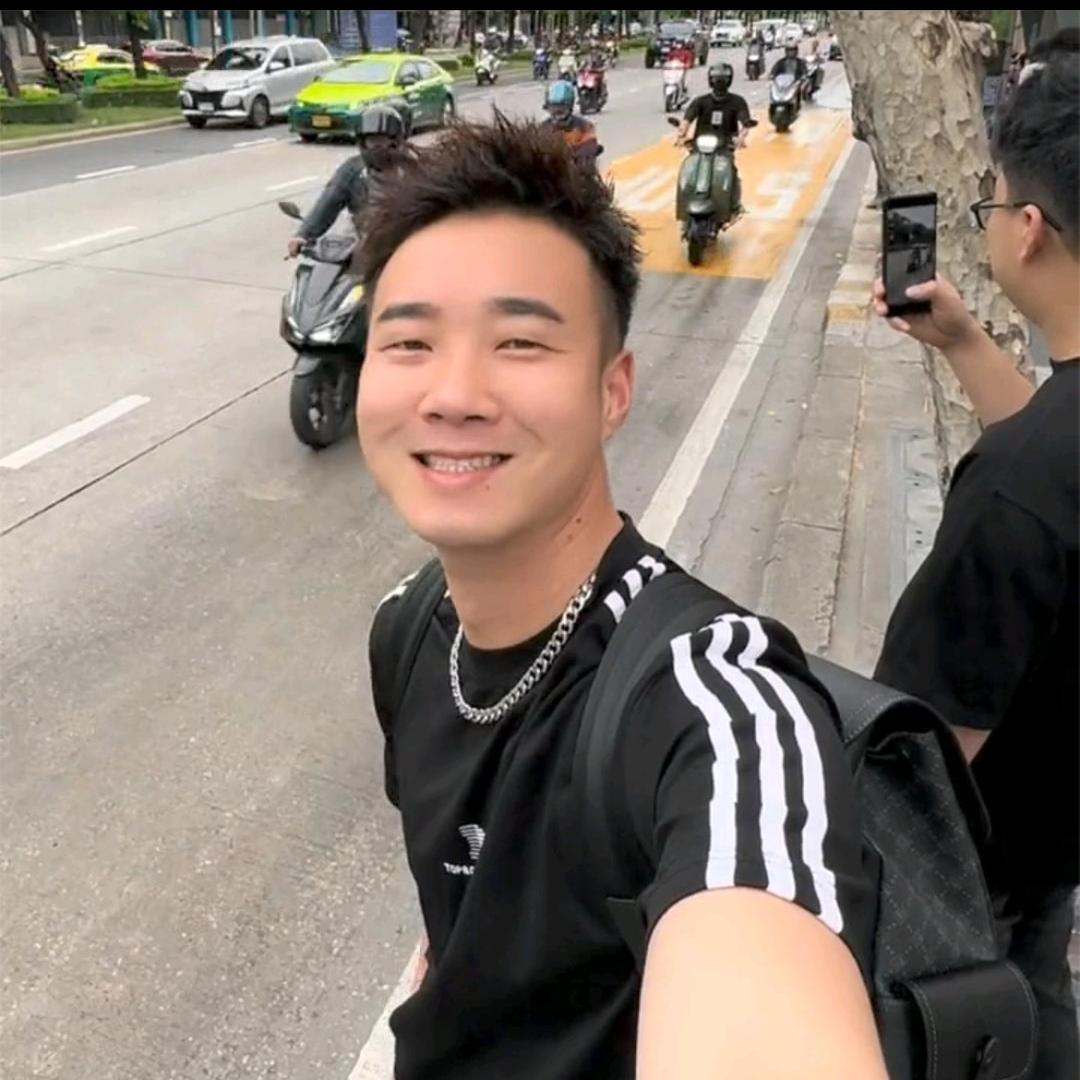 欧阳锋的小跟班