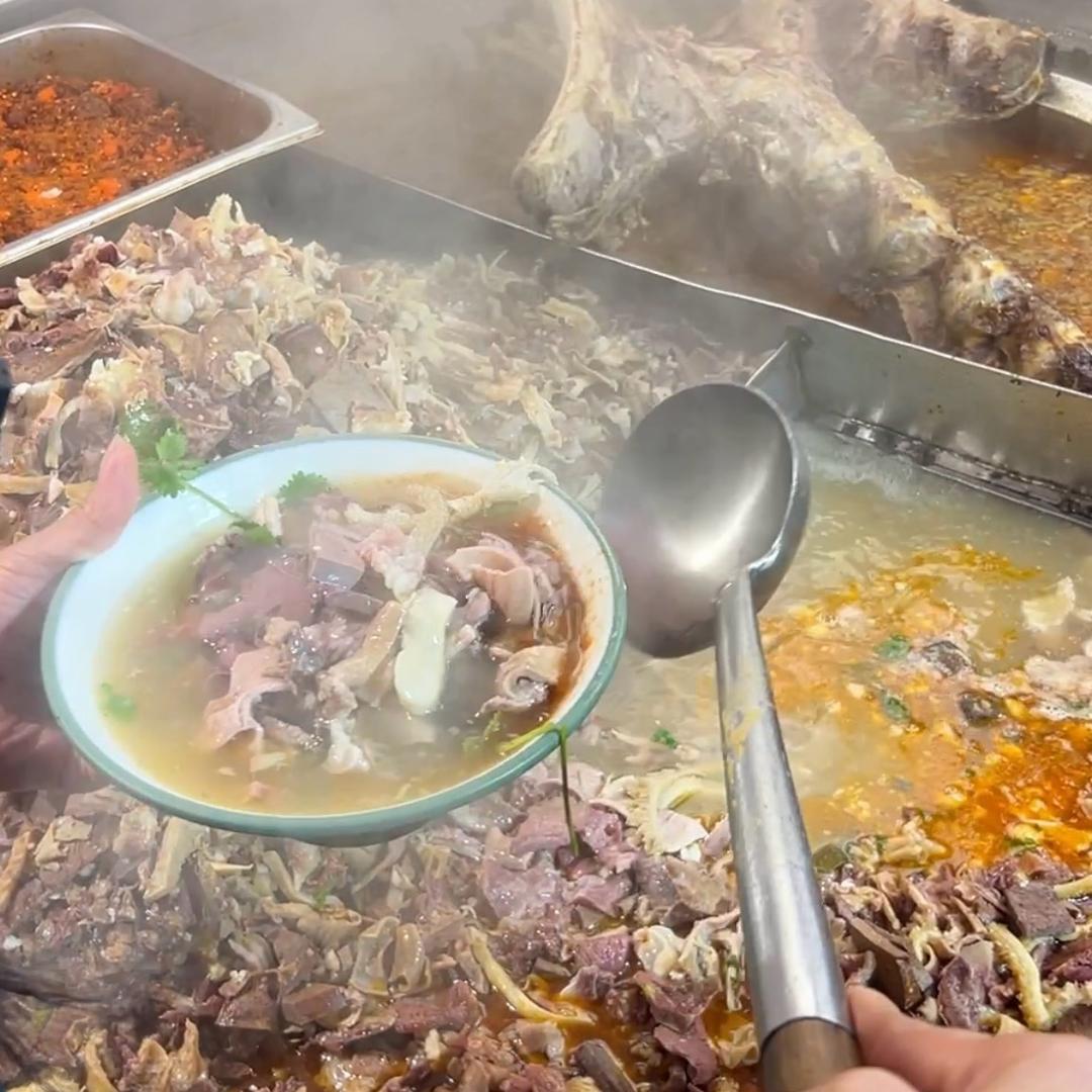 鲅鱼圈正宗牛杂汤总店