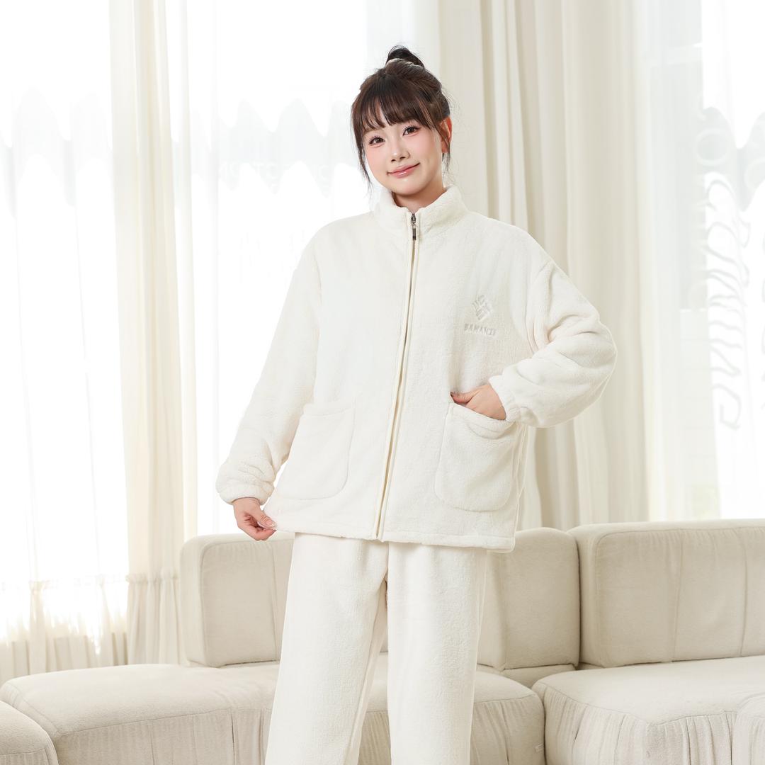 笆曼子服饰内衣专卖店源头厂家