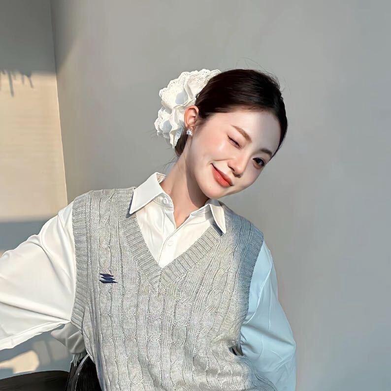 小霖.