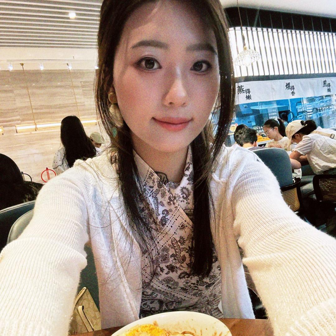 小苹果喵.