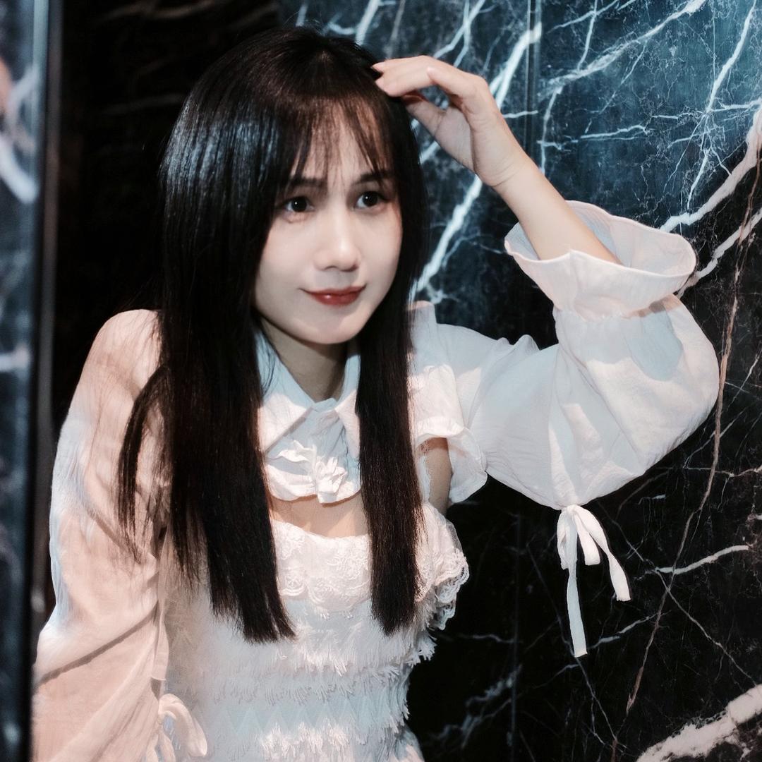 静静子