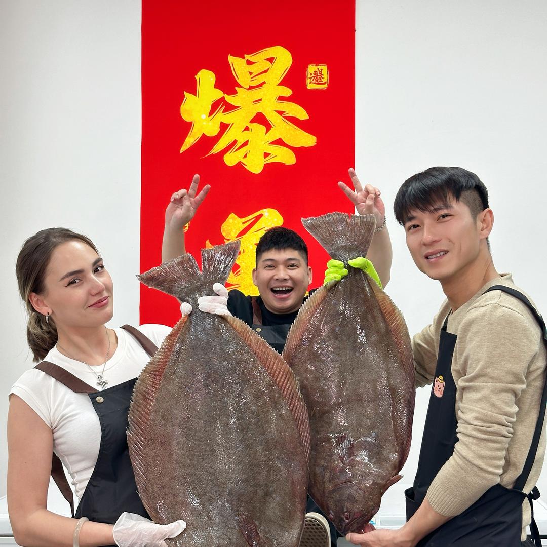 略哥俄妹-伟娜品鲜甄选