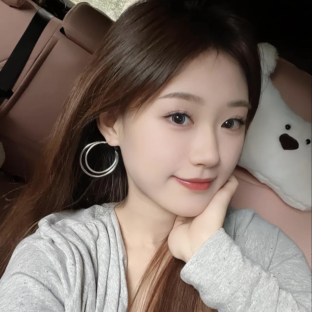 162的橘子穿搭