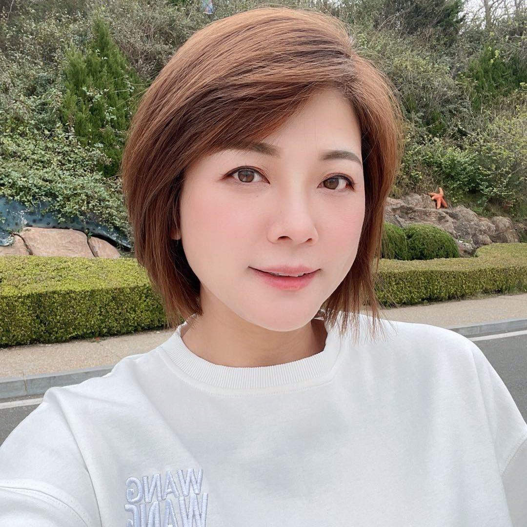 山之峰轻奢服饰三号店
