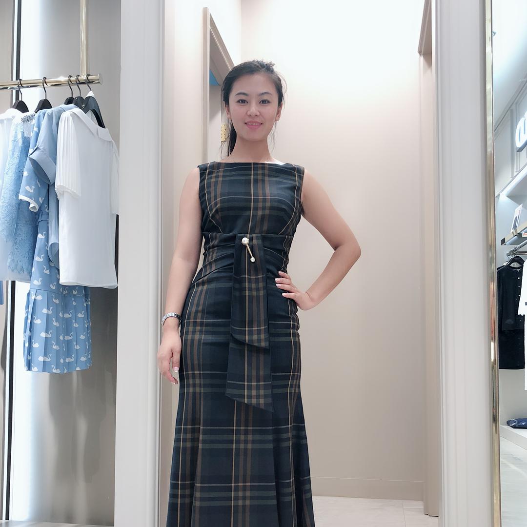丽慕服饰店