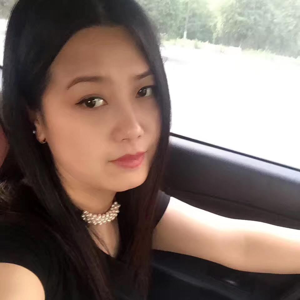 显雷品牌联合创始人菲菲