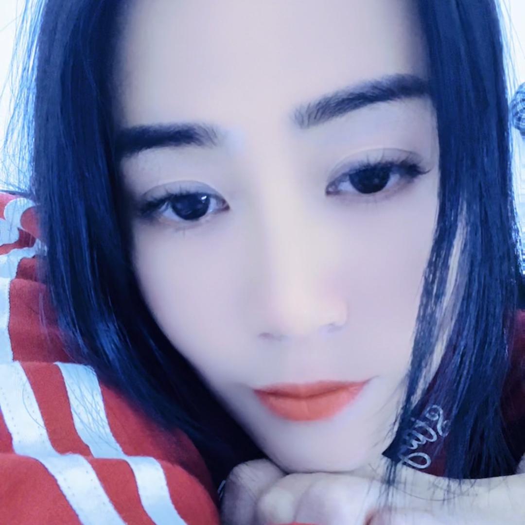 容容