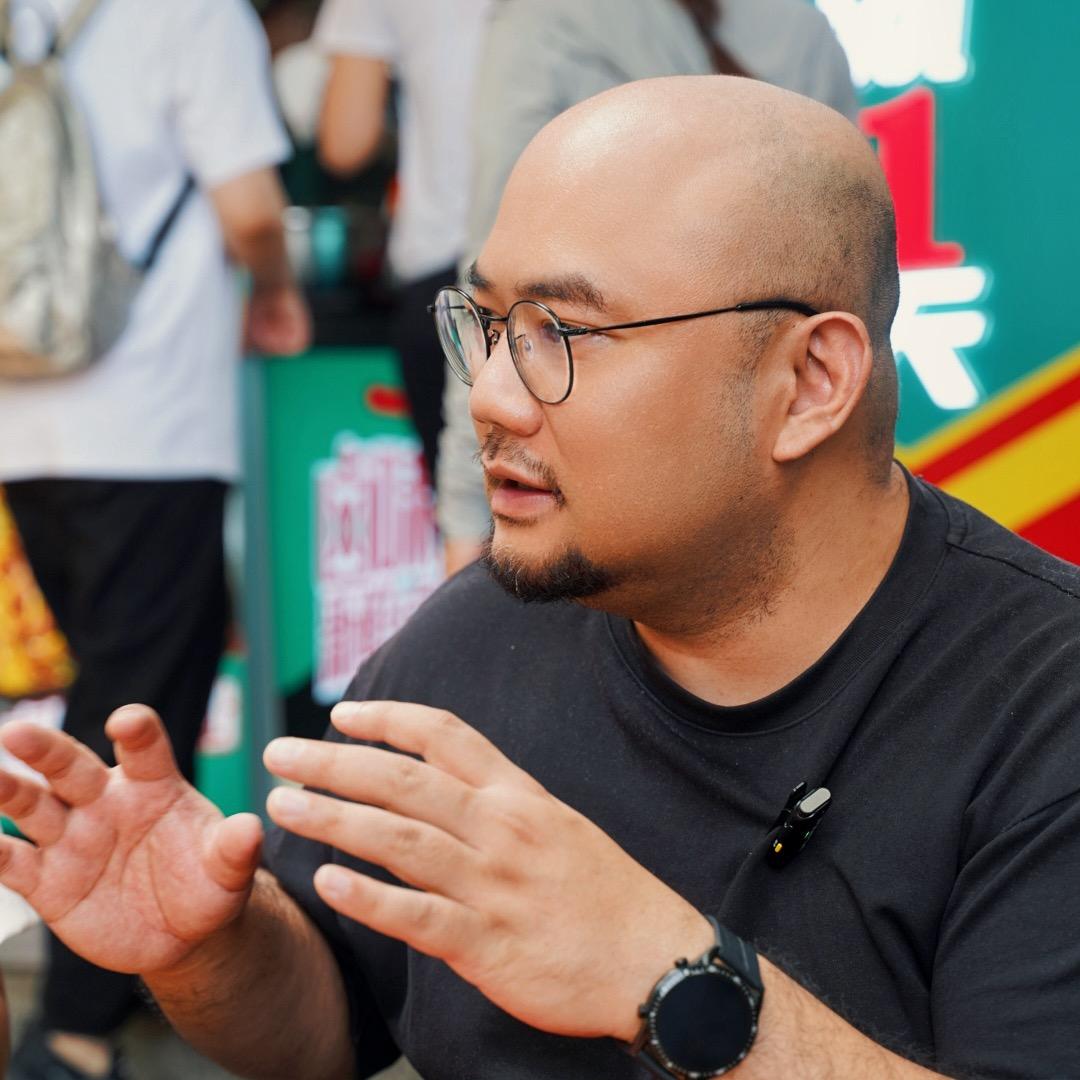 徐铮有饭局