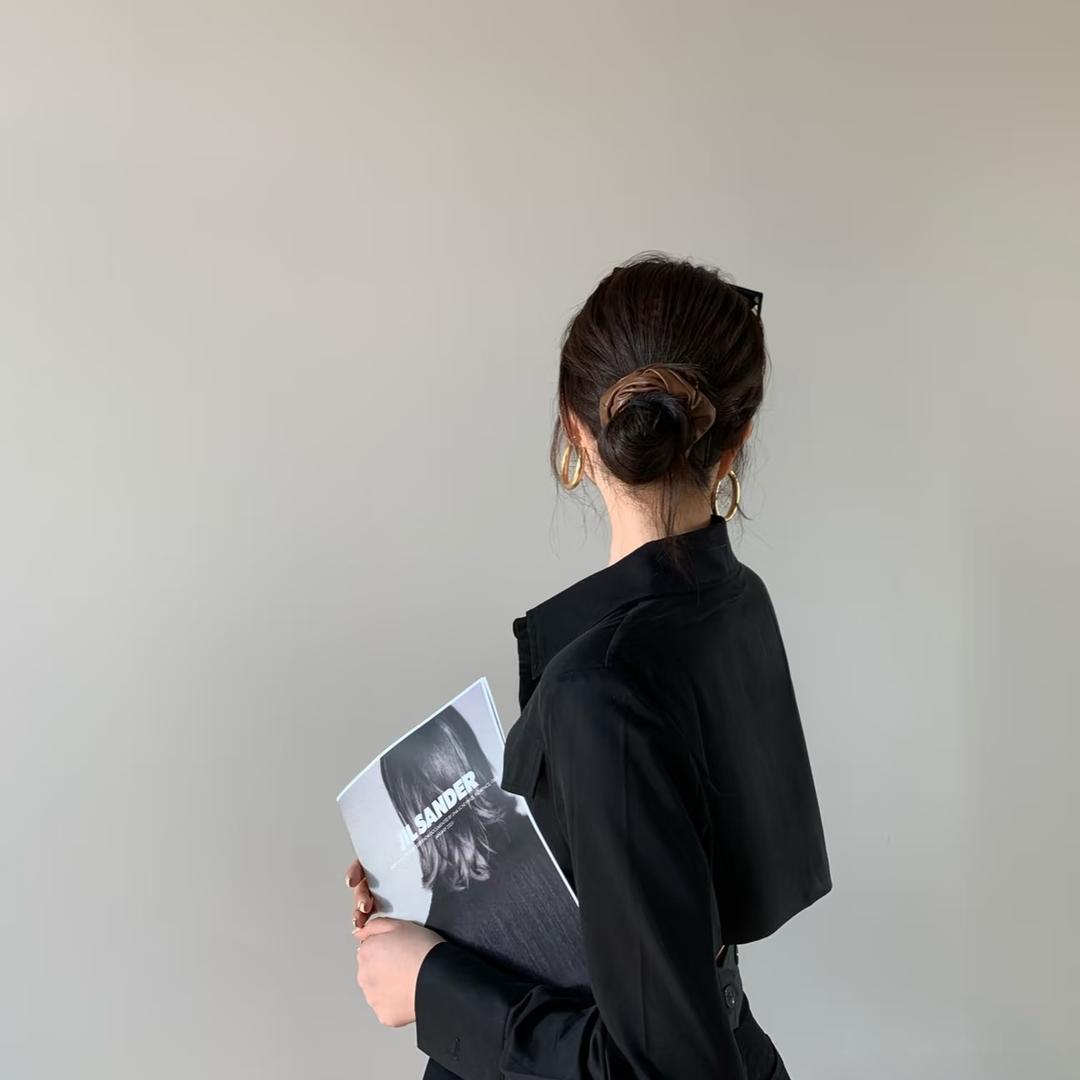 依梦女裤