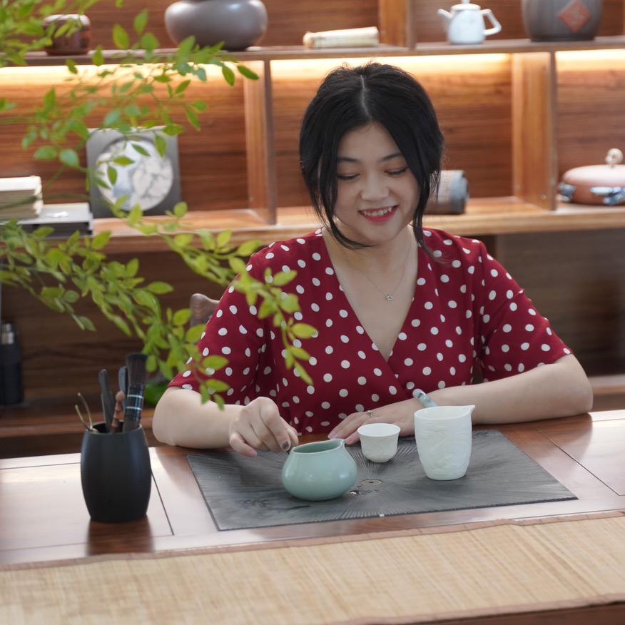 无锡纳菲雅家具有限公司