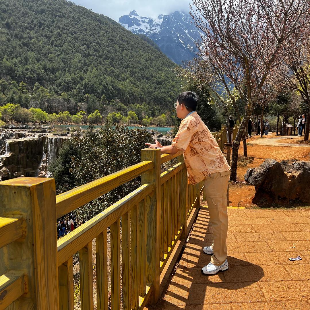 章鱼🐙张（见过詹姆斯版）